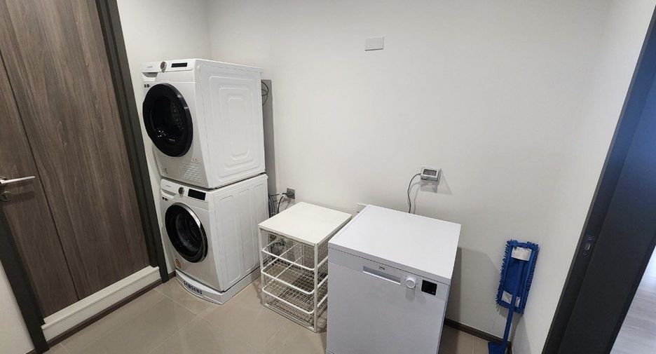 For rent 3 bedrooms condo in Bang Kho Laem, Bangkok