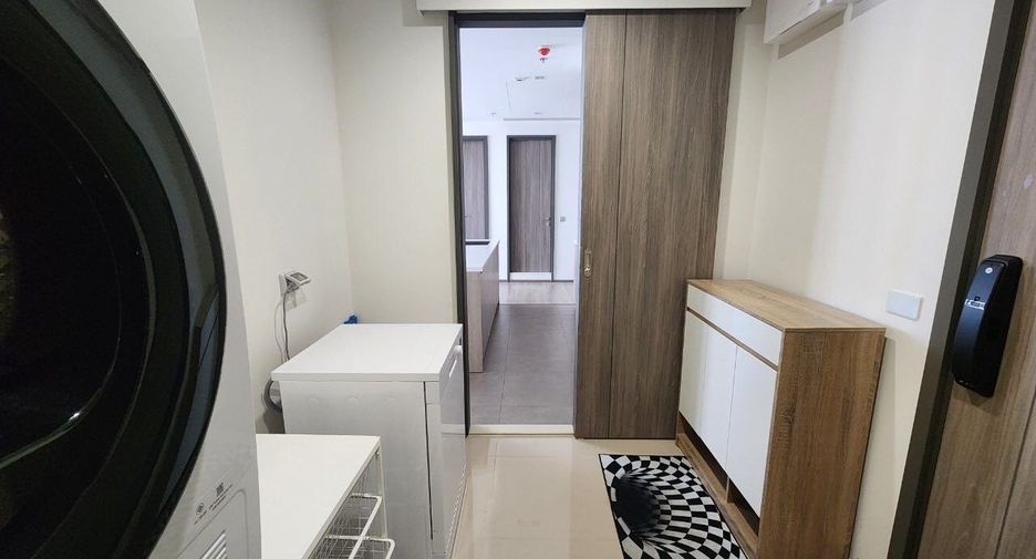 For rent 3 bedrooms condo in Bang Kho Laem, Bangkok