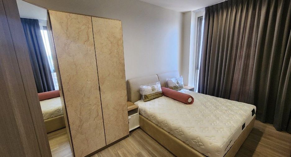 For rent 3 bedrooms condo in Bang Kho Laem, Bangkok