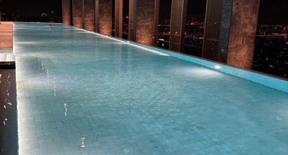For rent 3 bedrooms condo in Bang Kho Laem, Bangkok