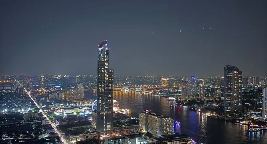 For rent 3 bedrooms condo in Bang Kho Laem, Bangkok