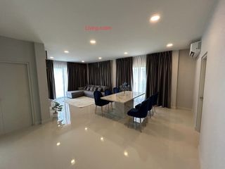 出租 4 卧室 联排别墅 在 Bang Phli, Samut Prakan