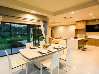 For sale 2 bedrooms house in Si Racha, Chonburi