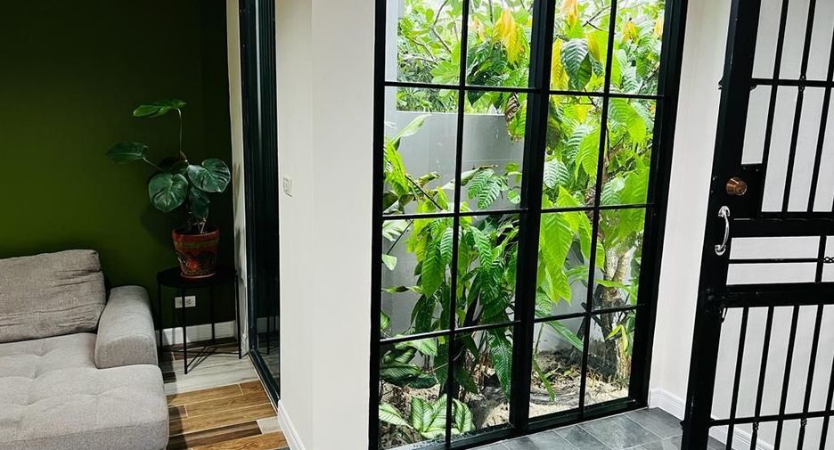 For rent 2 bedrooms townhouse in Thalang, Phuket