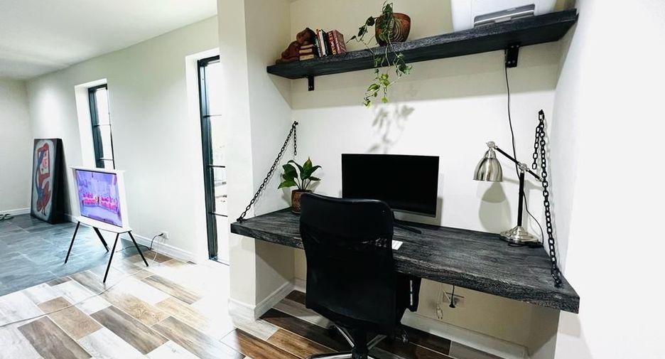 For rent 2 bedrooms townhouse in Thalang, Phuket