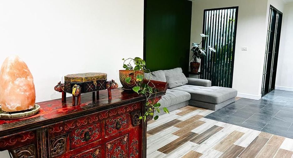 For rent 2 bedrooms townhouse in Thalang, Phuket