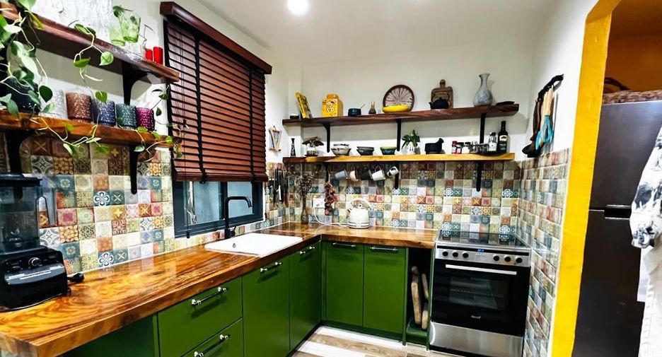 For rent 2 bedrooms townhouse in Thalang, Phuket