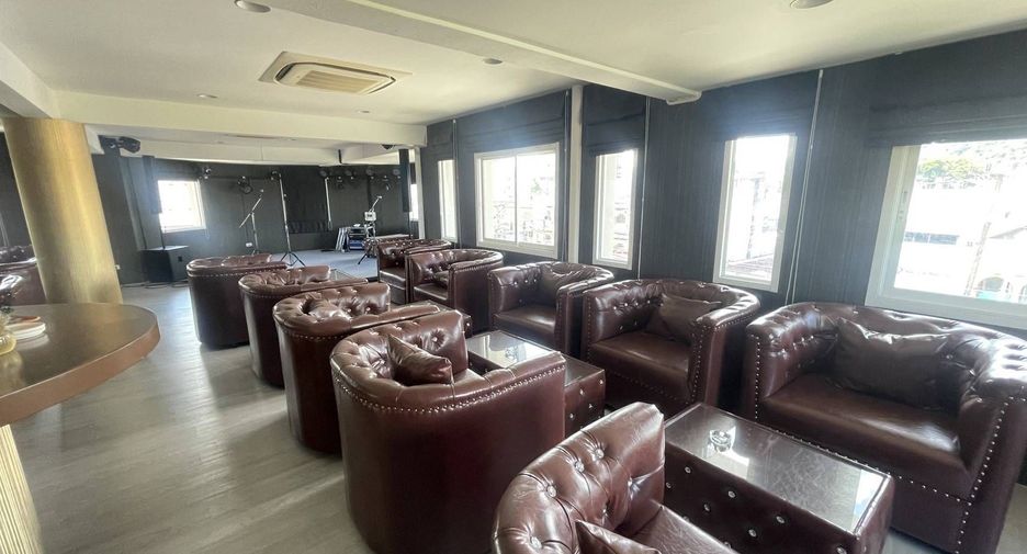Gewerbefläche zur Miete mit 10 Zimmer in Mueang Phuket, Phuket
