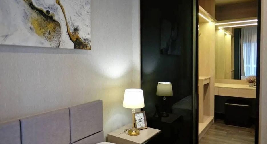 Condo en alquiler de 1 habitaciones en Huai Khwang, Bangkok
