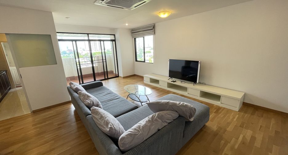 Wohnung zur Miete mit 3 Zimmer in Watthana, Bangkok