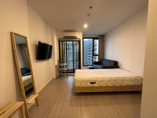 For rent 1 bed condo in Phaya Thai, Bangkok