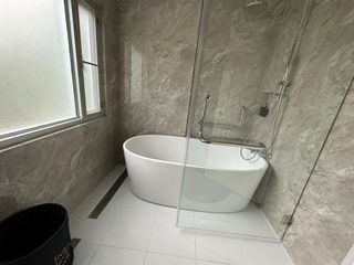 Villa en venta de 4 habitaciones en Mueang Phuket, Phuket