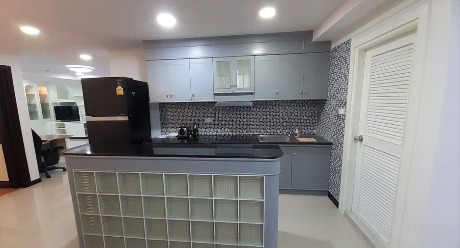 ให้เช่า 2 ห้องนอน คอนโด ใน วัฒนา, กรุงเทพฯ