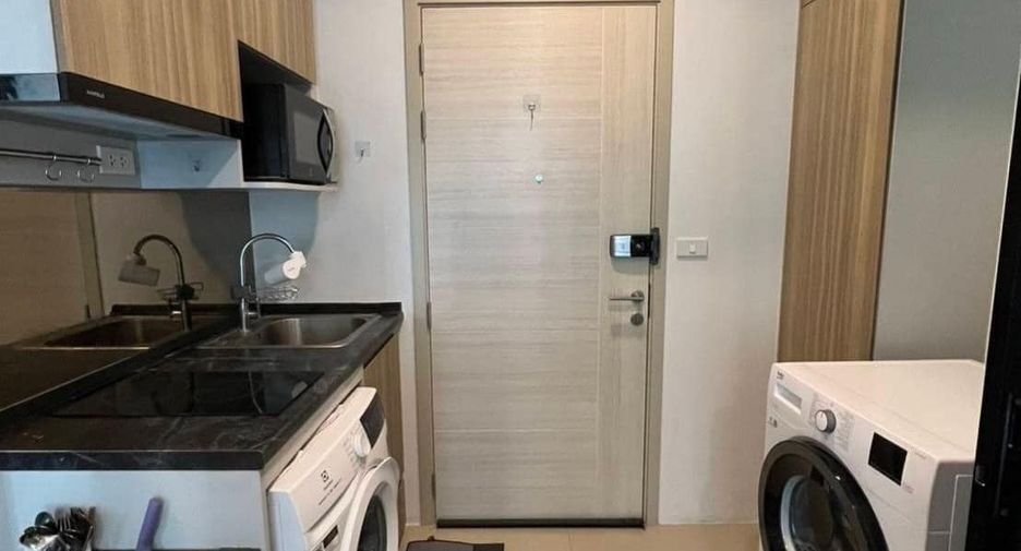 For rent 1 bed condo in Mueang Samut Prakan, Samut Prakan