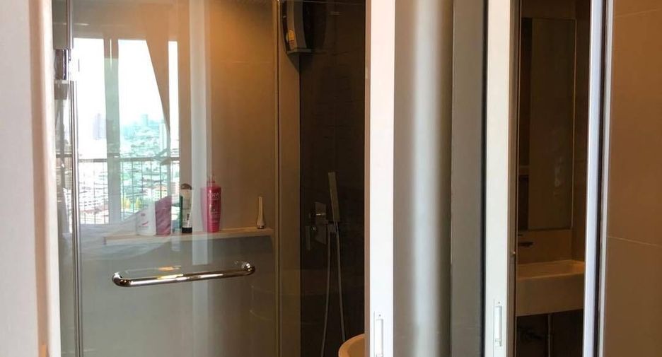 À louer 1 chambre condo à Sathon, Bangkok