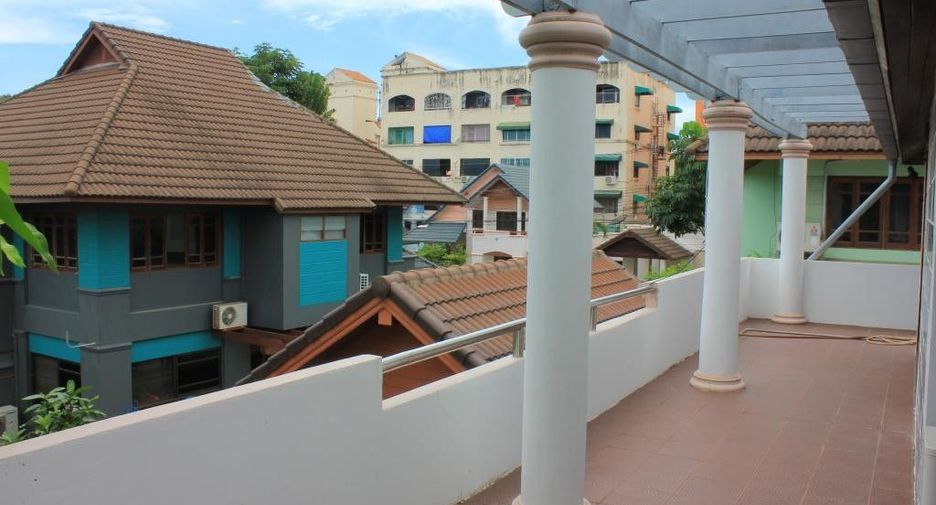 出售 和 出租 3 卧室 独立屋 在 Bang Lamung, Chon Buri