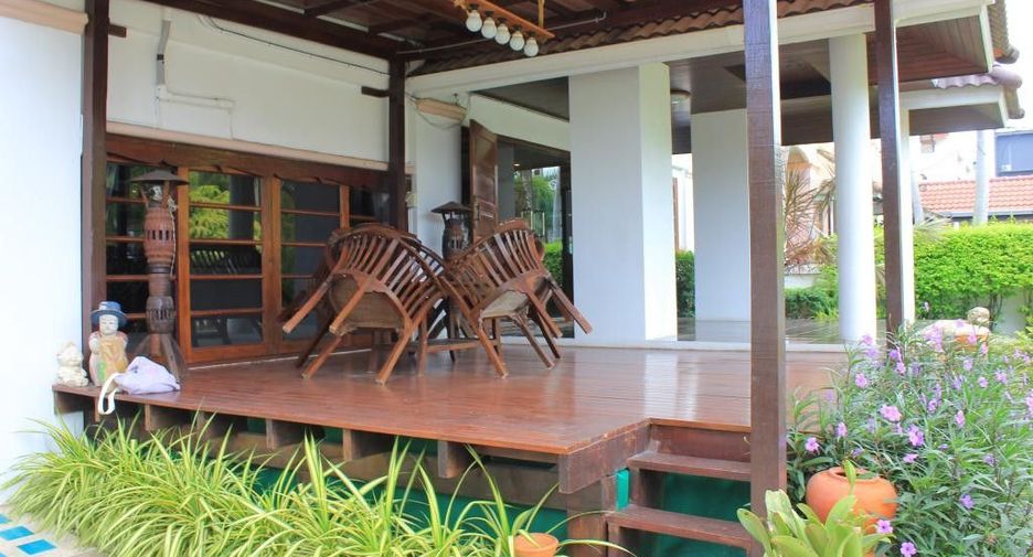 出售 和 出租 3 卧室 独立屋 在 Bang Lamung, Chon Buri