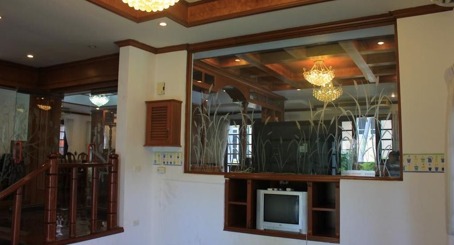 出售 和 出租 3 卧室 独立屋 在 Bang Lamung, Chon Buri