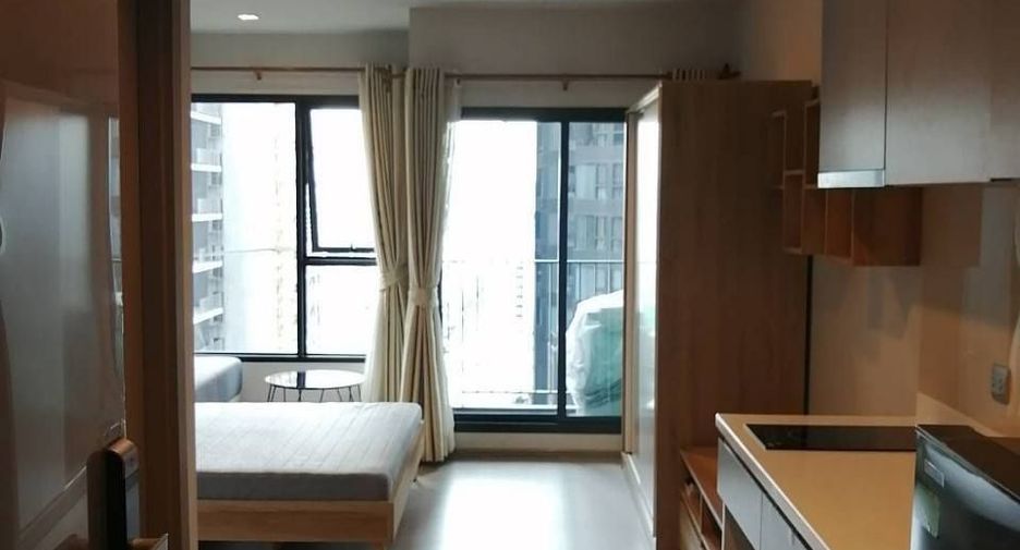 For rent studio condo in Huai Khwang, Bangkok