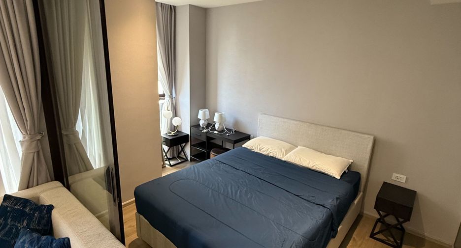 For rent studio condo in Khlong Toei, Bangkok