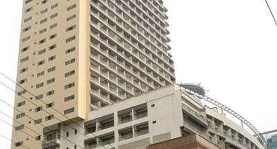For rent 1 bed condo in Watthana, Bangkok
