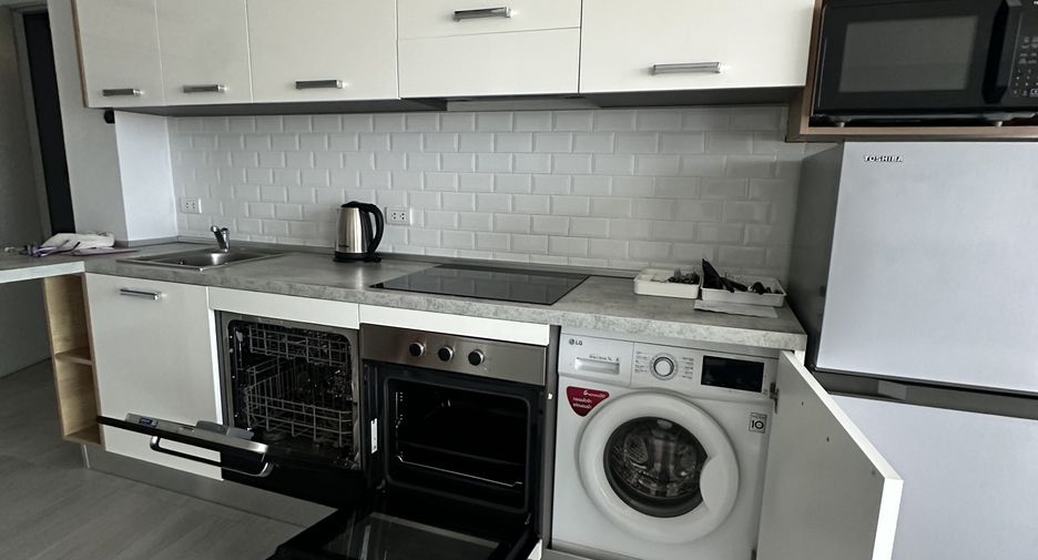 For rent 2 bedrooms condo in Mueang Phuket, Phuket