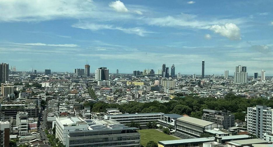 For rent studio condo in Sathon, Bangkok