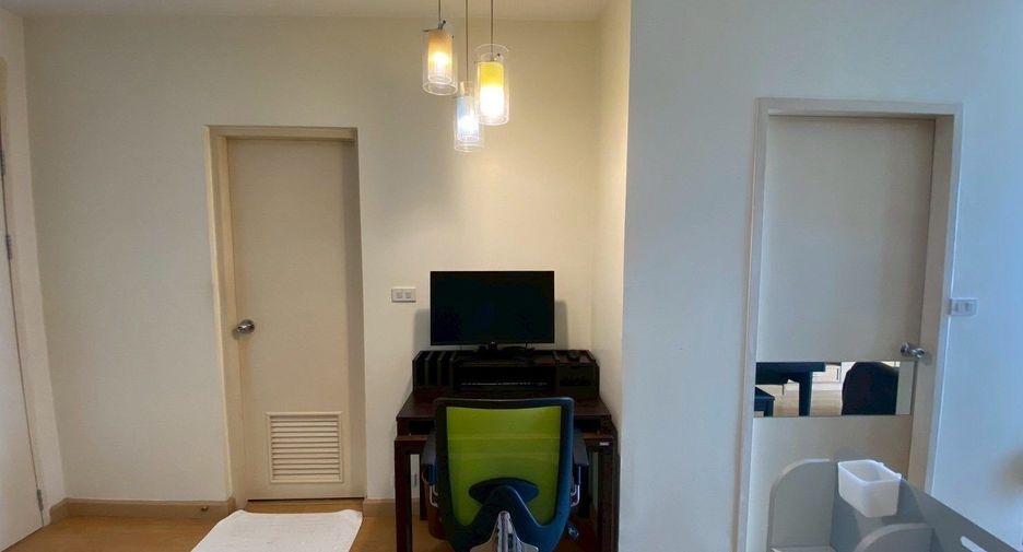 For rent studio condo in Sathon, Bangkok