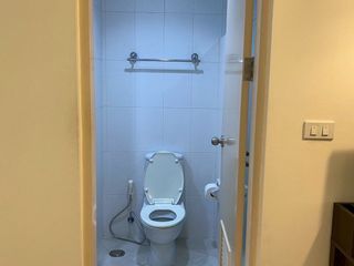Wohnung zur Miete mit Studio in Sathon, Bangkok