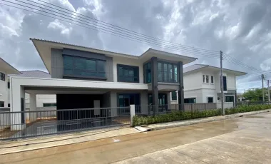 For sale 4 bedrooms house in Mueang Phuket, Phuket