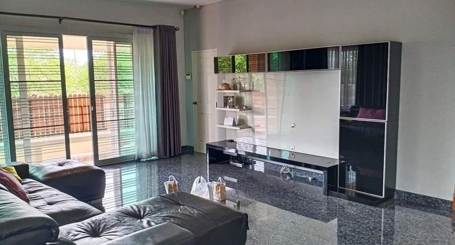 For sale 3 bedrooms house in Bang Lamung, Chonburi