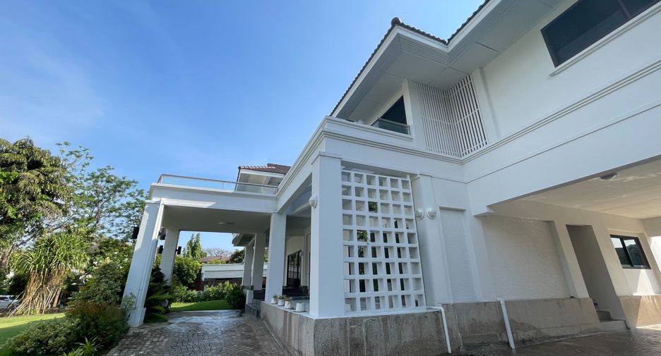 À vendre 4 chambres maison à Thawi Watthana, Bangkok