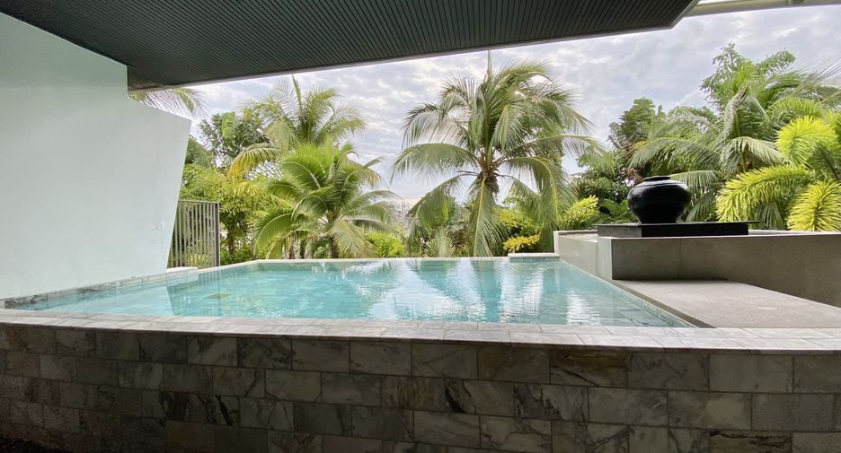 For rent 3 bedrooms condo in Thalang, Phuket