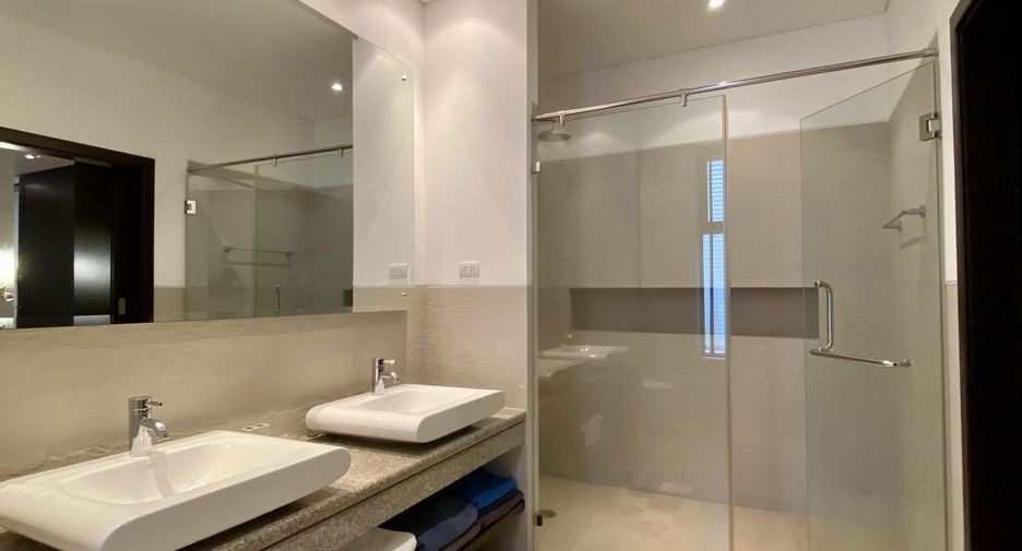 For rent 3 bedrooms condo in Thalang, Phuket