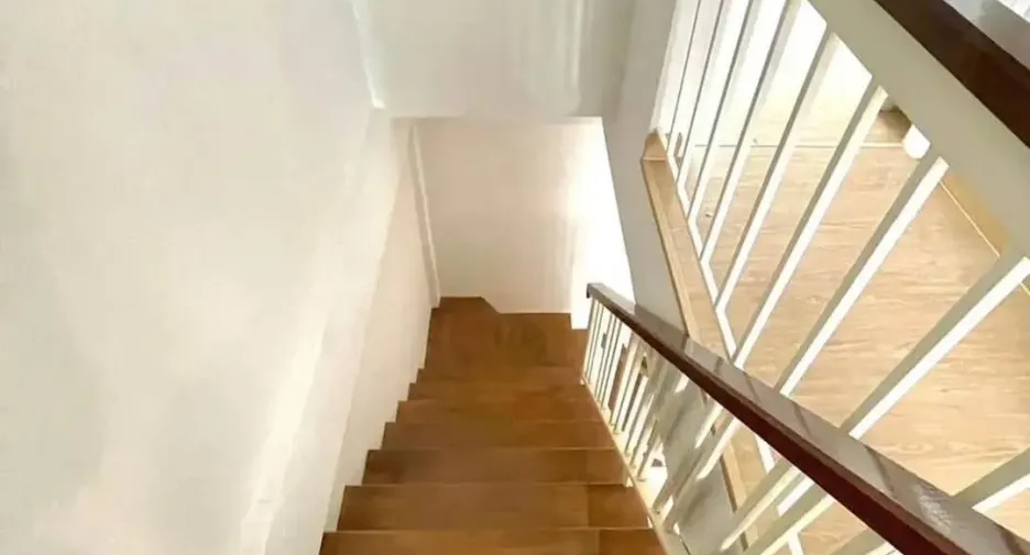 Casa en alquiler de 2 habitaciones en Bang Kapi, Bangkok
