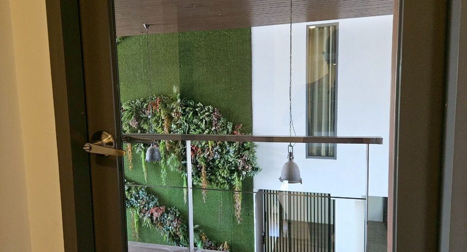 For sale 2 bedrooms condo in Watthana, Bangkok