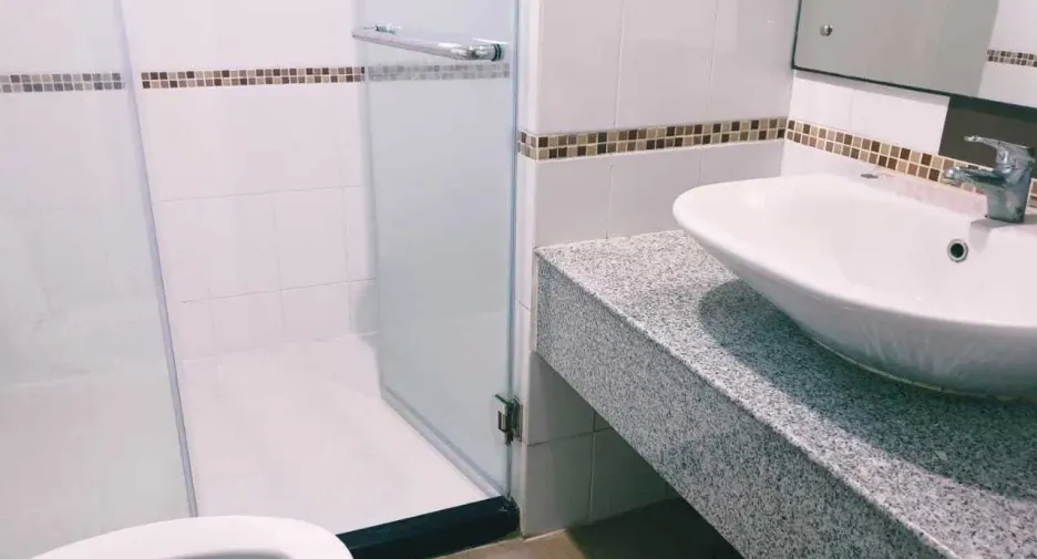 For sale and for rent 2 bedrooms condo in Din Daeng, Bangkok