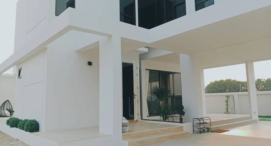 For sale 4 ベッドルーム house in Bang Lamung, Chonburi