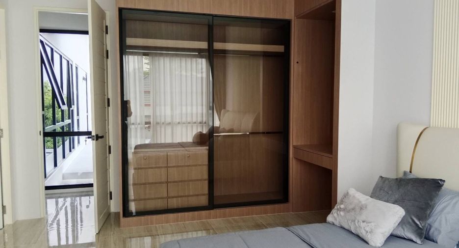 Продажа 4 спальни дом в Банг Ламунг, Чонбури