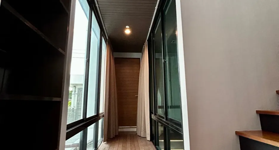 À vendre 4 chambres maison à Bueng Kum, Bangkok