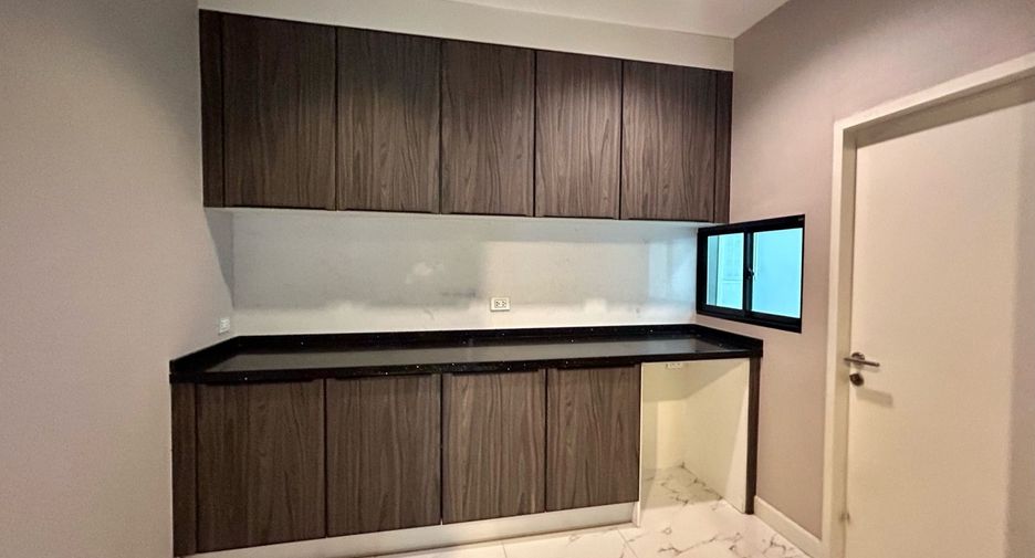 À vendre 4 chambres maison à Bueng Kum, Bangkok