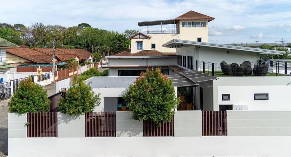 Villa zum Kauf mit 3 Zimmer in Bang Lamung, Chonburi