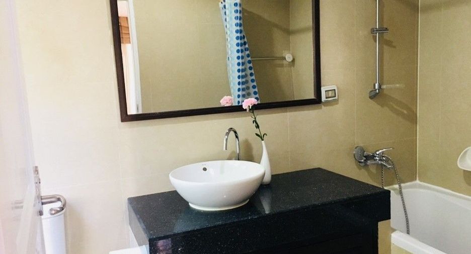 Condo en alquiler de 2 habitaciones en Watthana, Bangkok