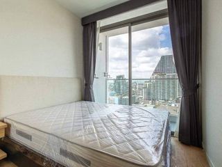 For sale 3 bedrooms condo in Bang Rak, Bangkok
