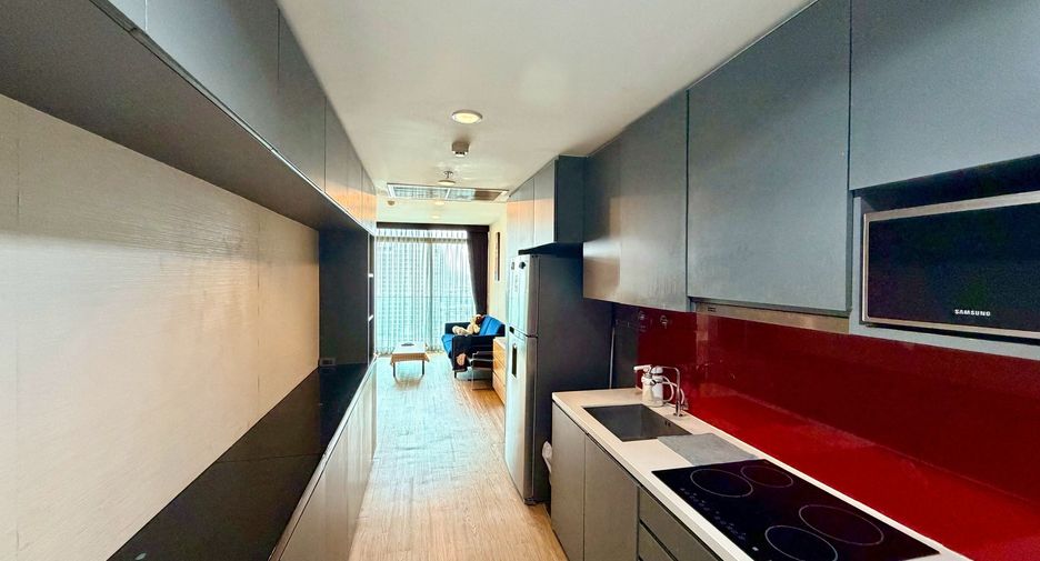 For sale 3 bedrooms condo in Bang Rak, Bangkok