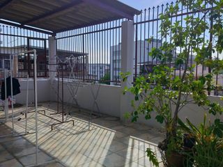 Reihenhaus zum Kauf mit 13 Zimmer in Phra Khanong, Bangkok