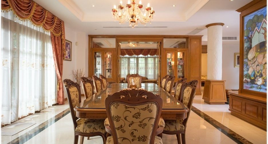 For sale 3 bedrooms villa in Bang Phli, Samut Prakan