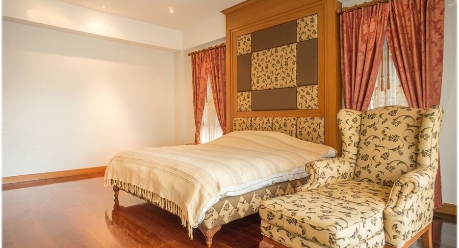 For sale 3 bedrooms villa in Bang Phli, Samut Prakan