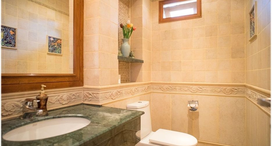 For sale 3 bedrooms villa in Bang Phli, Samut Prakan