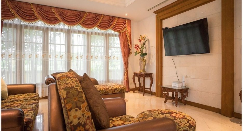 For sale 3 bedrooms villa in Bang Phli, Samut Prakan